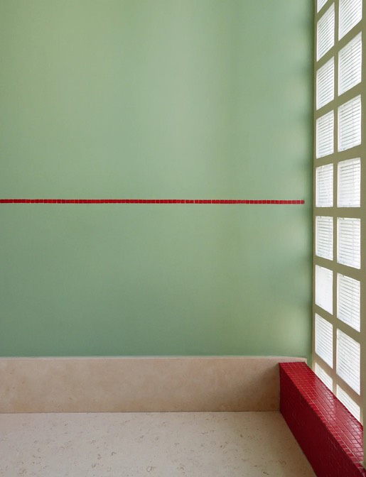 green and red